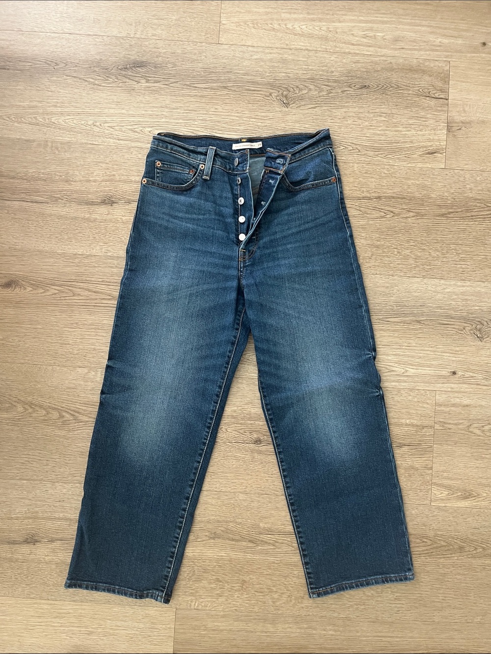 Levi's Rib Cage Straight-Leg Women's Ankle Jeans - Medium Blue
